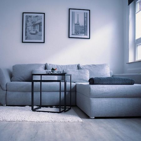 Schoenes Apartment In Der Altstadt , Kostenlose Parkplaetze In Der Naehe Emden Exteriör bild