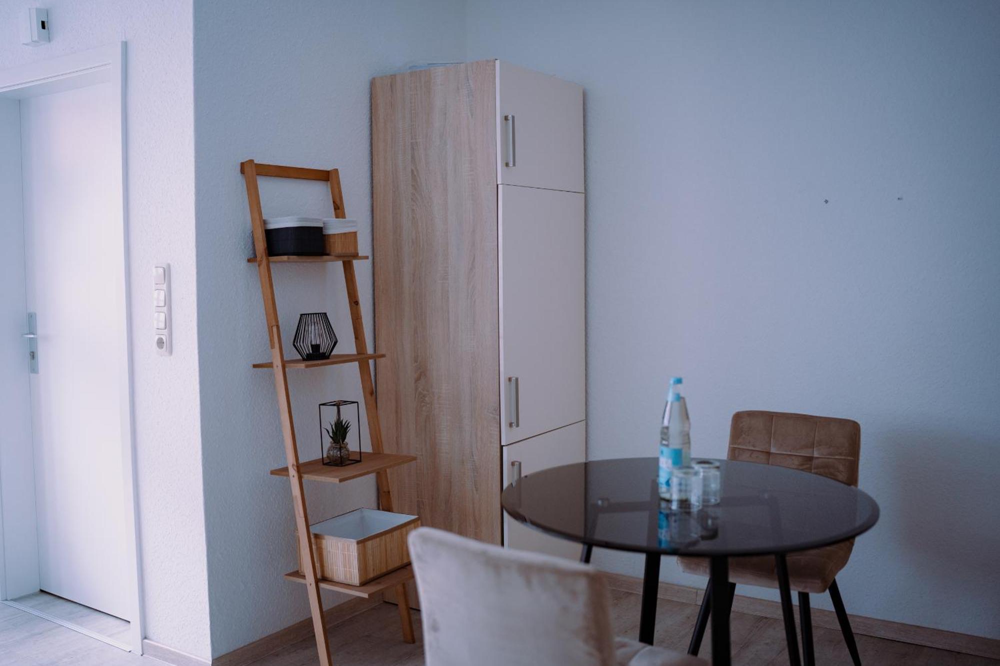 Schoenes Apartment In Der Altstadt , Kostenlose Parkplaetze In Der Naehe Emden Exteriör bild