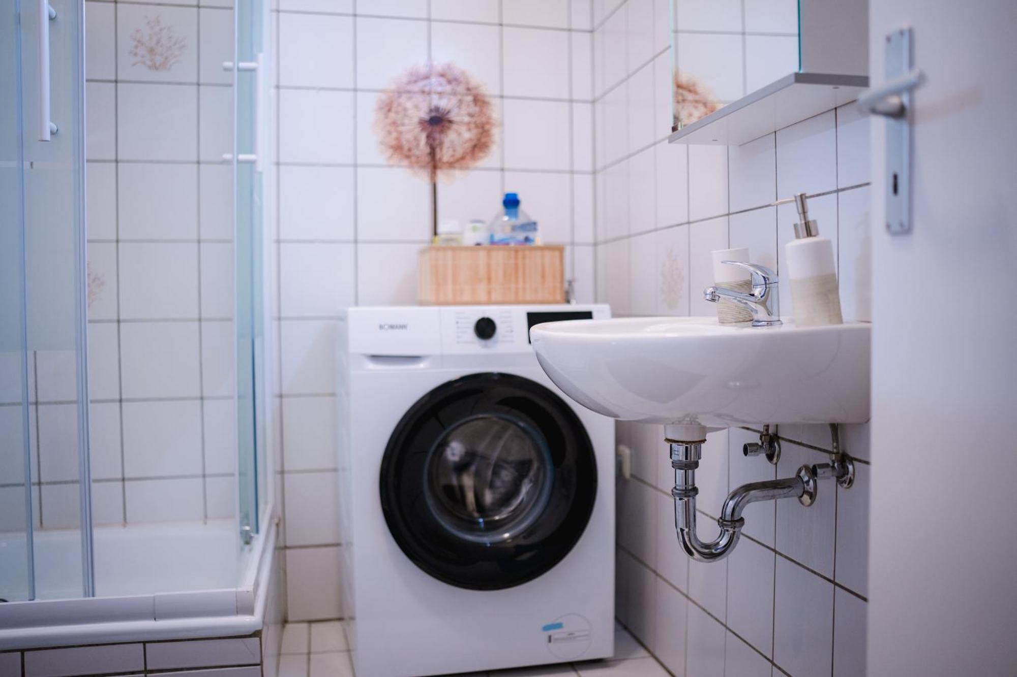 Schoenes Apartment In Der Altstadt , Kostenlose Parkplaetze In Der Naehe Emden Exteriör bild